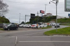 dnit-diz-que-estacionamento-em-frente-ao-predio-do-detran-e-irregular,-em-florianopolis