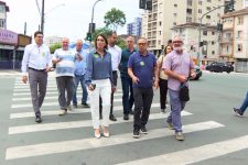 tv-tribuna-e-caminhada:-veja-como-foi-a-terca-feira-dos-candidatos-a-prefeitura-de-santos