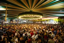 ultimo-fim-de-semana-da-oktoberfest-blumenau-tem-show-internacional-e-entrada-gratuita