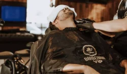 barba,-cabelo-e-tecnologia:-barbearia-de-sc-inova-com-uso-de-ia-no-visagismo-masculino