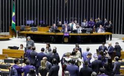 camara-aprova-projeto-que-promete-dar-transparencia-a-emendas;-texto-vai-ao-senado