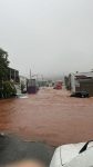 video:-cidade-fica-debaixo-de-agua-e-carros-ficam-ilhados-durante-tempestade-em-mt