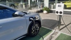 governo-do-rn-quer-acabar-com-isencao-de-ipva-para-carros-eletricos