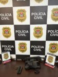 sete-pessoas-sao-presas-em-operacao-da-policia-civil-por-suspeita-de-envolvimento-com-faccao-criminosa-em-pindamonhangaba,-sp