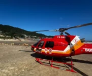 jovem-cai-de-bote-e-precisa-ser-ressuscitada-em-praia-de-sc 